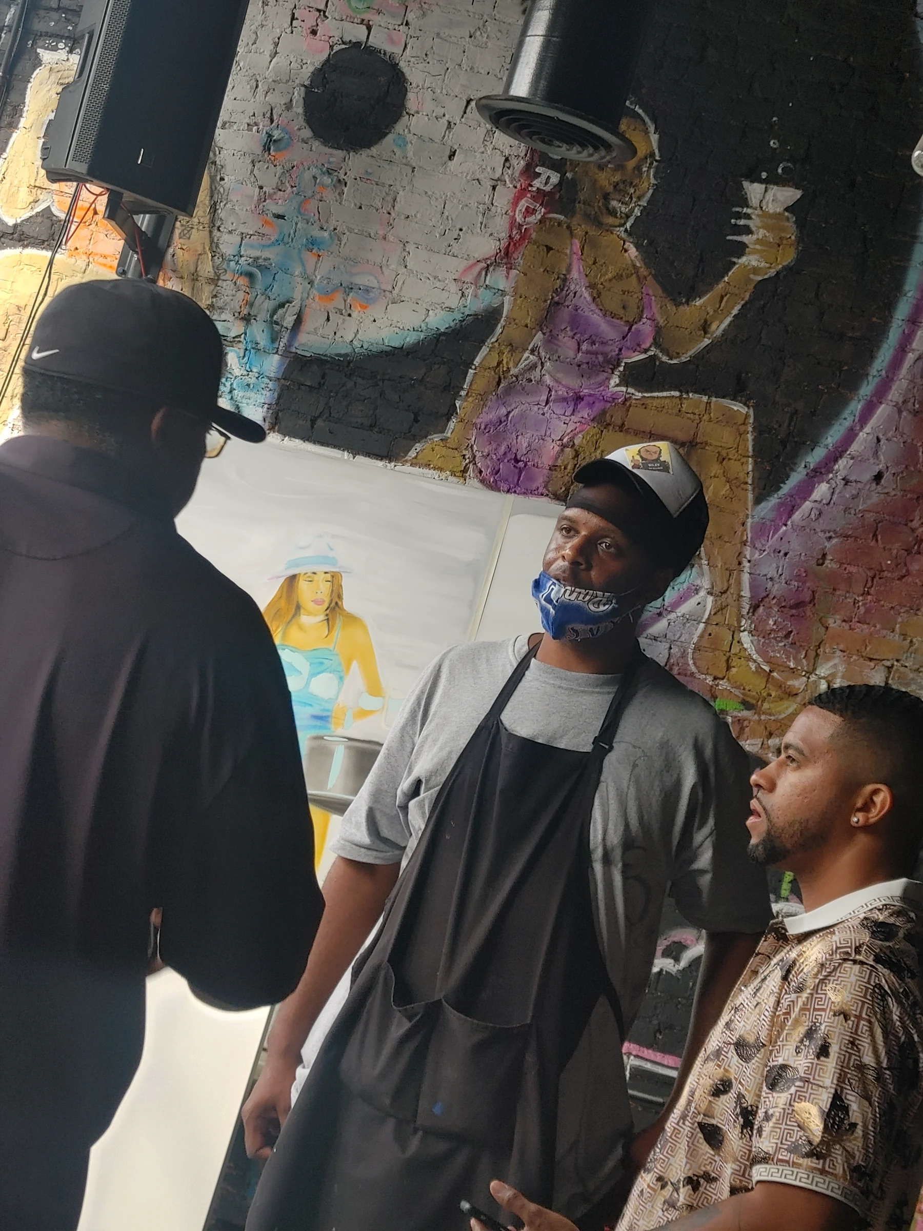 Jonathan Taylor at a live art studio session